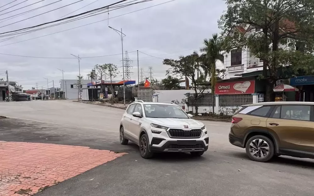 Skoda Kushaq bị bắt gặp trên đường phố Việt Nam trước khi bán ra Skoda Kushaq bị bắt gặp trên đường phố Việt Nam trước khi bán ra