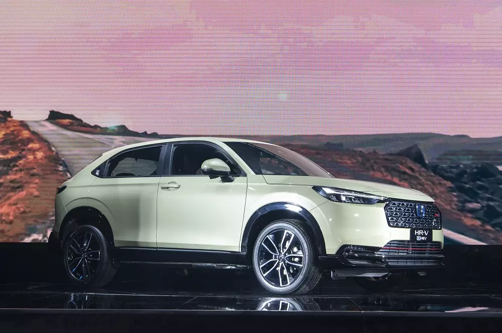 Honda HR-V 2025 chính thức ra mắt Việt Nam, có thêm phiên bản hybrid mới, giá khởi điểm không đổi