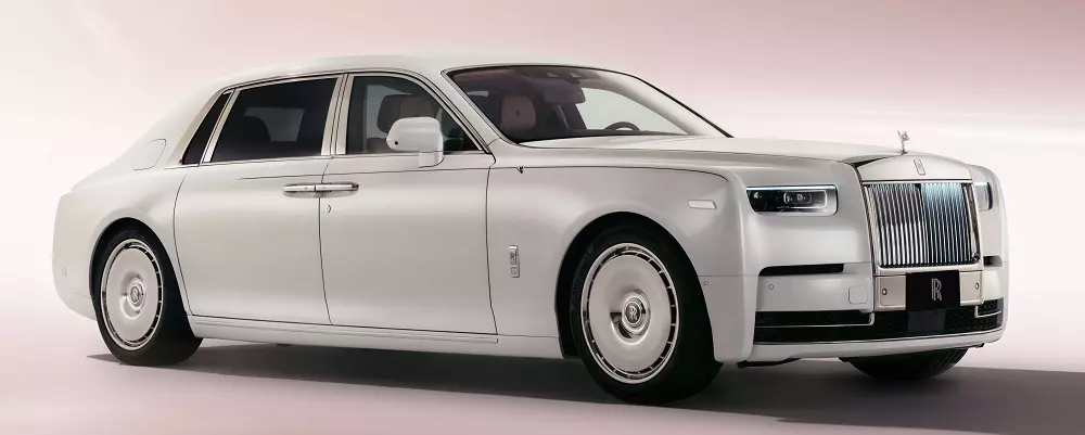 Rolls-Royce Phantom Cherry Blossom - xe siêu sang lấy cảm hứng từ hoa anh đào của đại gia Nhật Bản