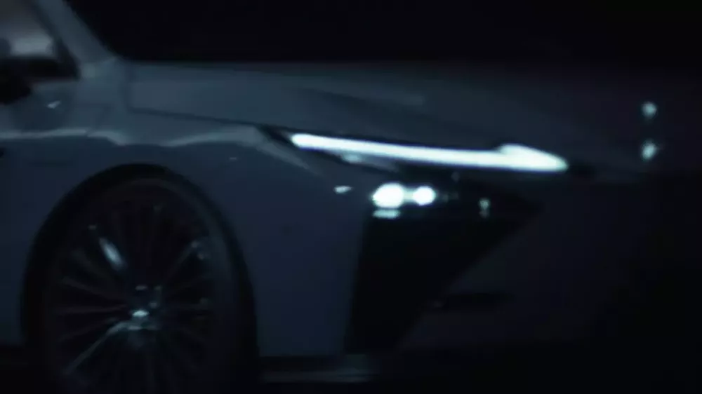 Đèn pha mới của Lexus ES 2026 Đèn pha mới của Lexus ES 2026