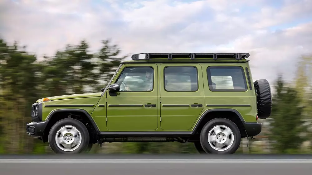 Mercedes-Benz G-Class Stronger Than the 1980s có 2 tùy chọn động cơ Mercedes-Benz G-Class Stronger Than the 1980s có 2 tùy chọn động cơ
