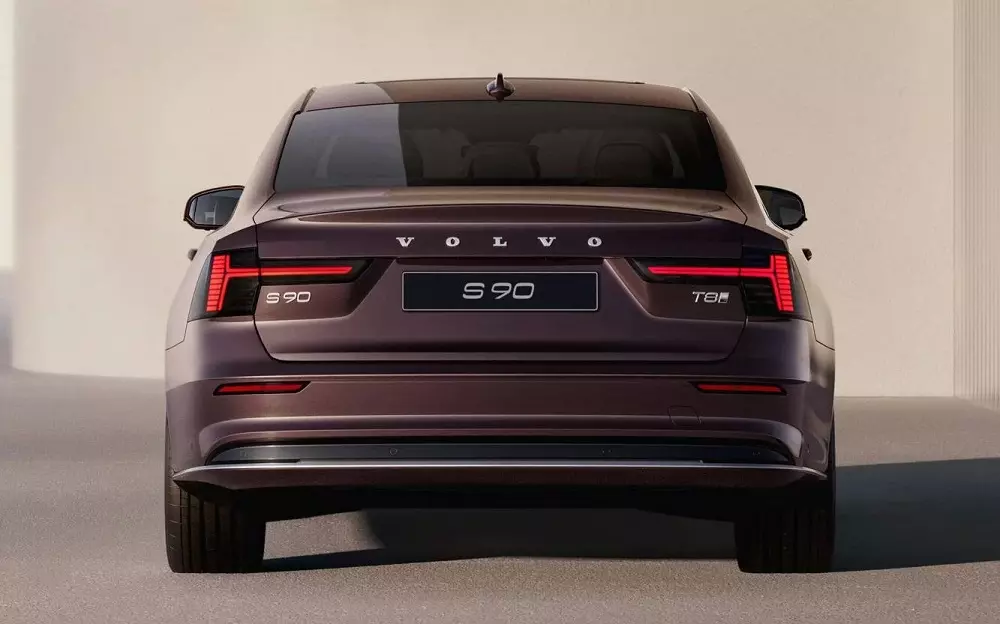 Đèn hậu của Volvo S90 2025 cũng được làm mới Đèn hậu của Volvo S90 2025 cũng được làm mới