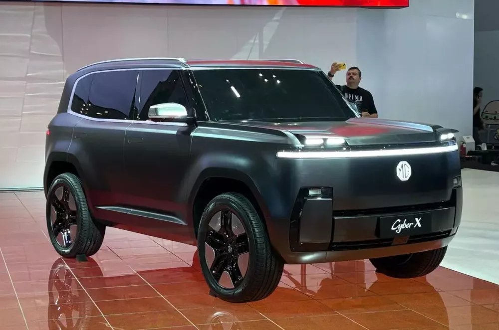 MG Cyber X - SUV điện với thiết kế vuông vức MG Cyber X - SUV điện với thiết kế vuông vức
