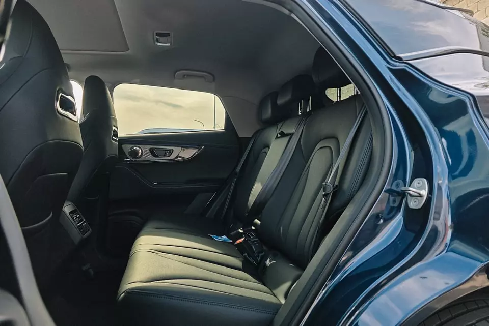 Hàng ghế sau của Omoda C5 HEV Hàng ghế sau của Omoda C5 HEV