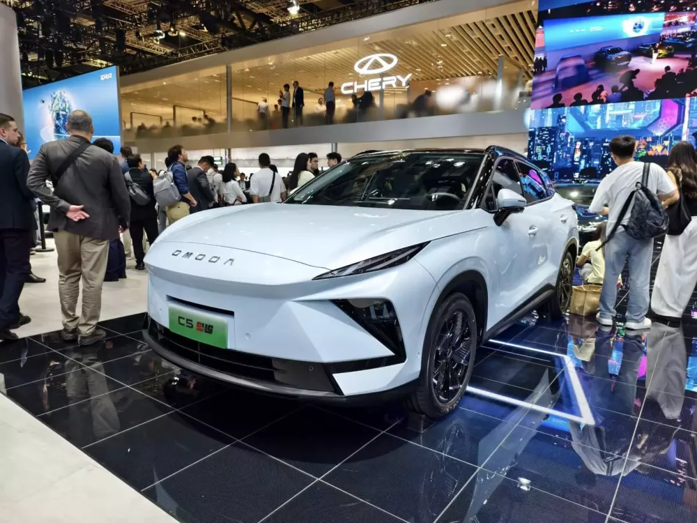 Omoda C5 SHS trong triển lãm Ô tô Thượng Hải 2025 Omoda C5 SHS trong triển lãm Ô tô Thượng Hải 2025