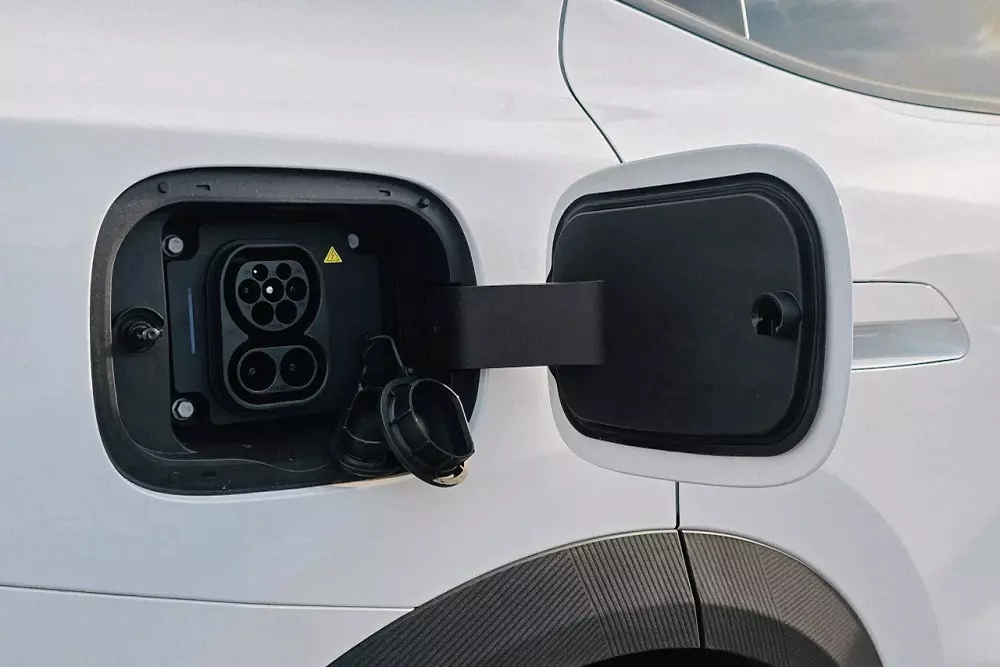 Charging port of the Omoda C7 SHS