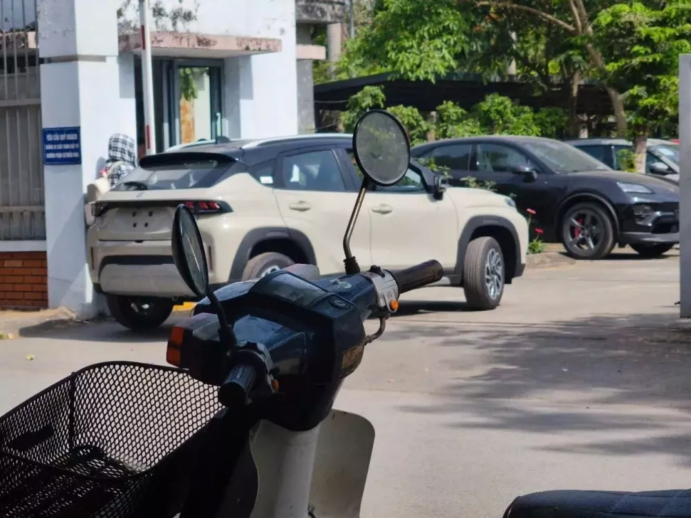Suzuki Fronx xuất hiện tại Việt Nam, dự kiến bán ra vào quý II năm nay Suzuki Fronx xuất hiện tại Việt Nam, dự kiến bán ra vào quý II năm nay