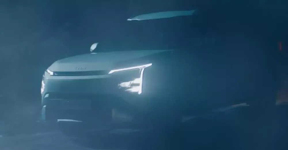 Kia Clavis dự kiến giữ nguyên động cơ với Carens Kia Clavis dự kiến giữ nguyên động cơ với Carens