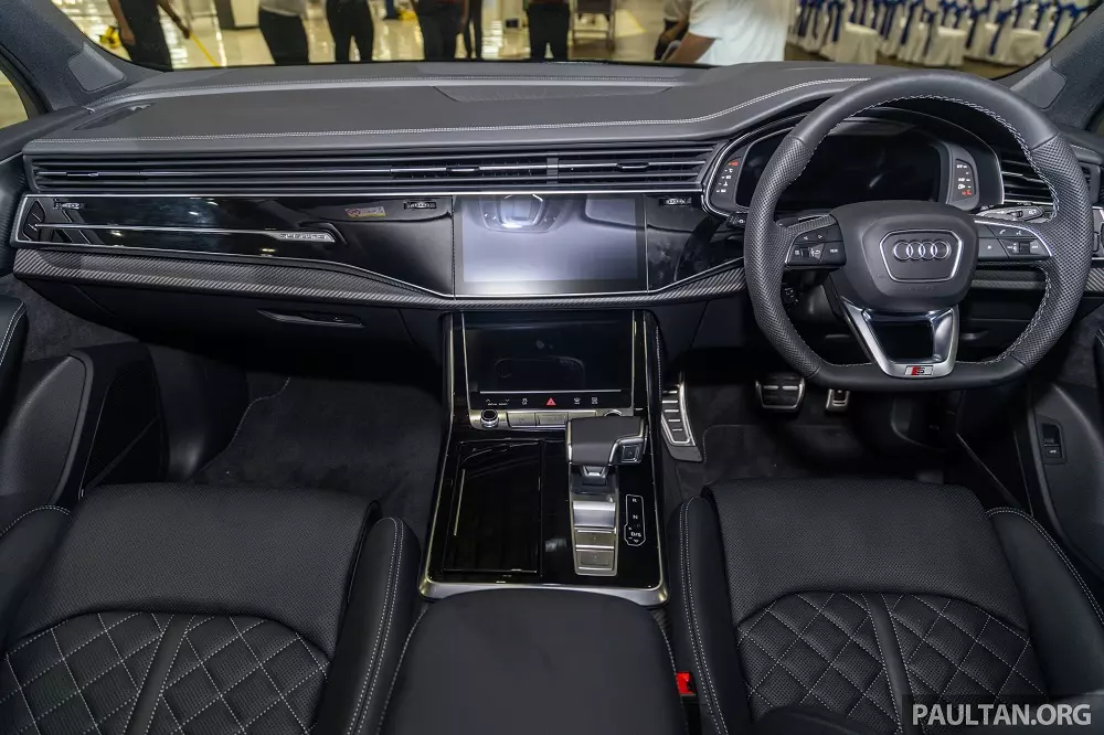 Khoang lái của Audi Q7 Khoang lái của Audi Q7