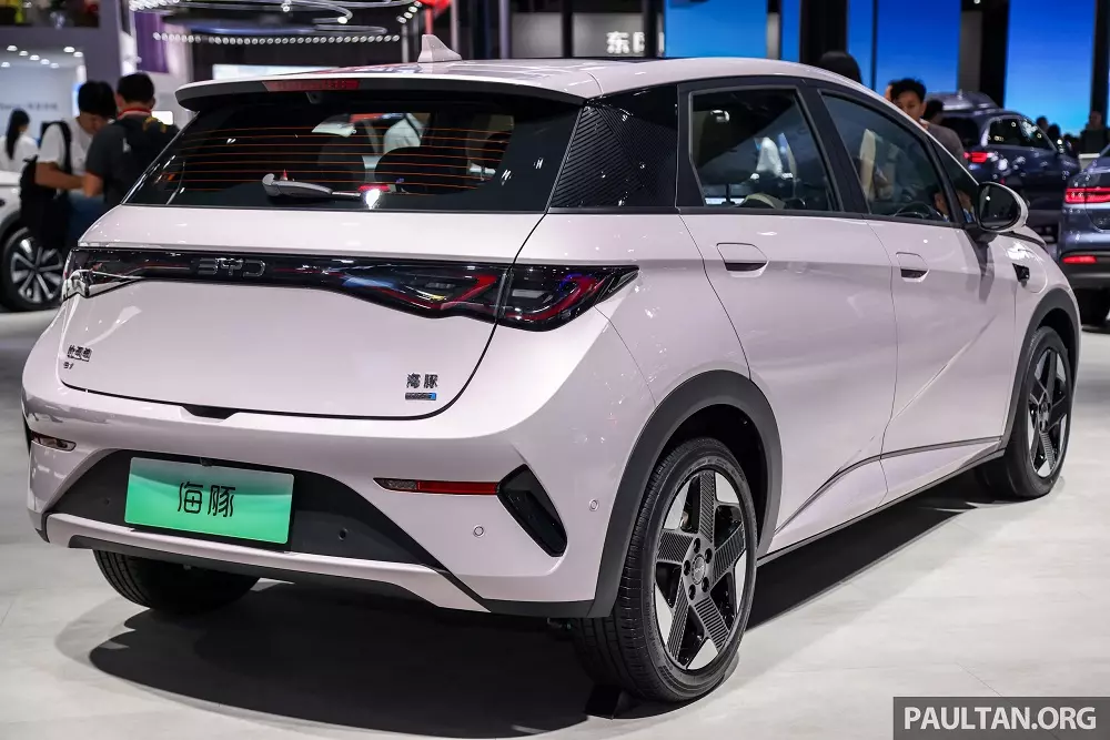 BYD Dolphin 2025 sở hữu phạm vi hoạt động dài hơn trước BYD Dolphin 2025 sở hữu phạm vi hoạt động dài hơn trước