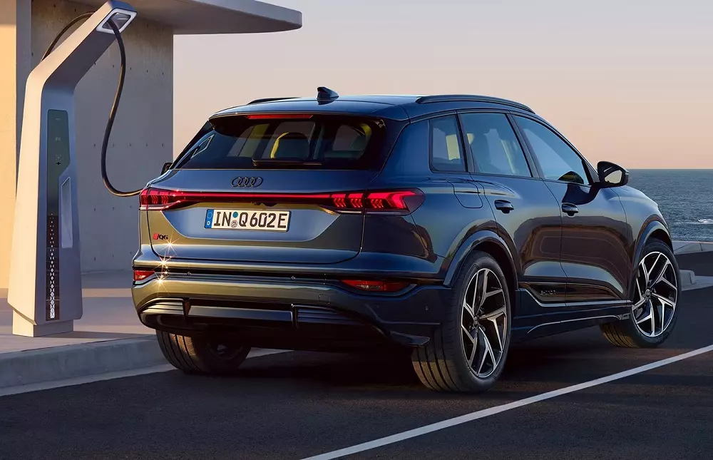 Audi Q6 e-tron có thể chạy tối đa 625 km sau một lần sạc đầy pin Audi Q6 e-tron có thể chạy tối đa 625 km sau một lần sạc đầy pin