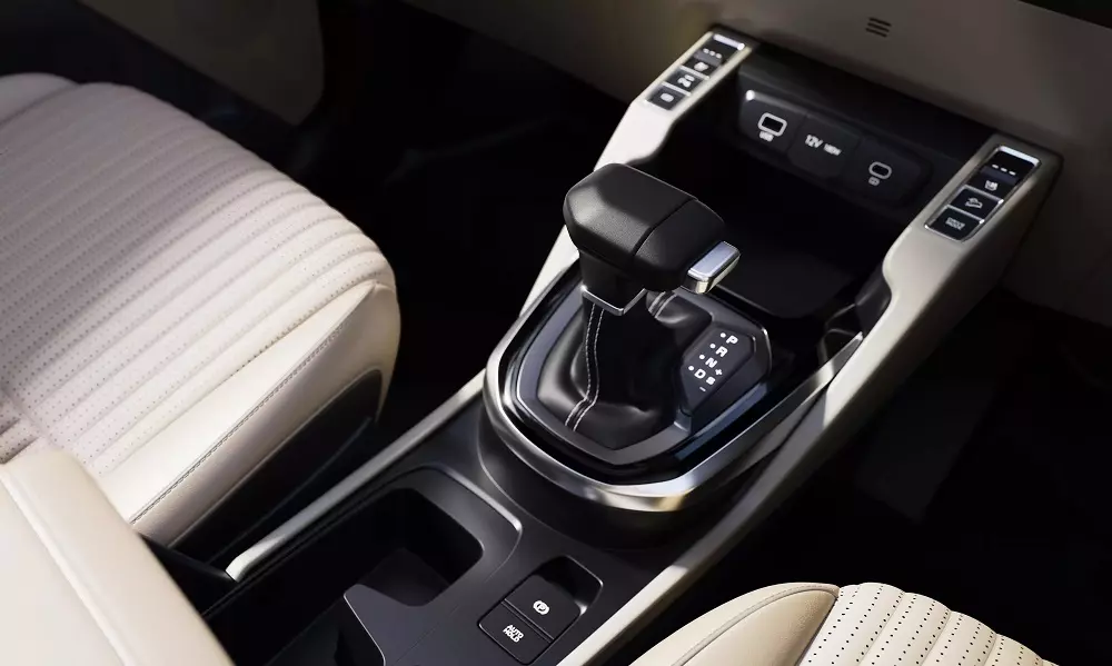 Cụm điều khiển trung tâm của Kia Carens Clavis 2025 Cụm điều khiển trung tâm của Kia Carens Clavis 2025