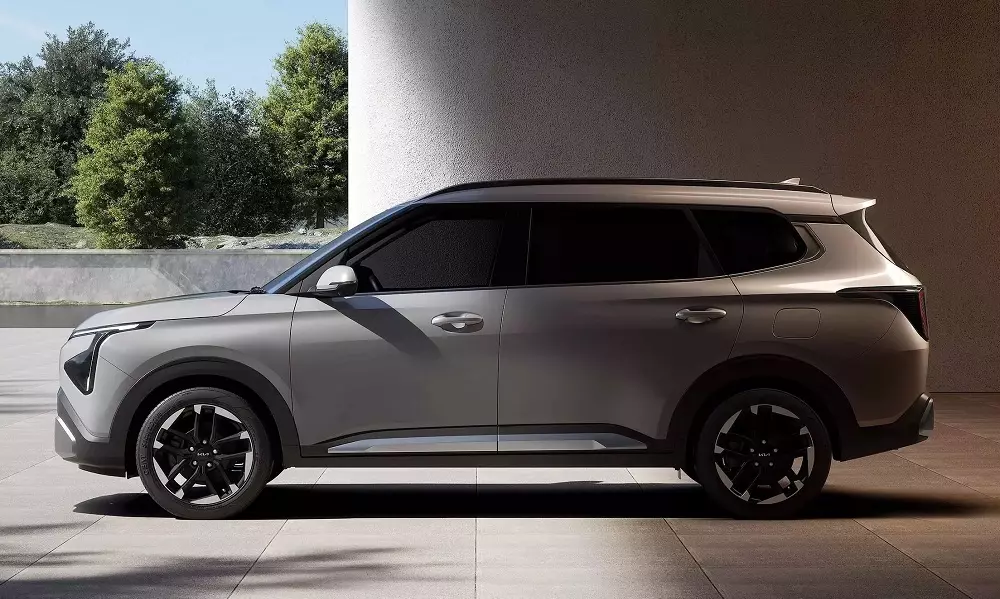 Kia Carens Clavis 2025 dùng vành 17 inch mới Kia Carens Clavis 2025 dùng vành 17 inch mới