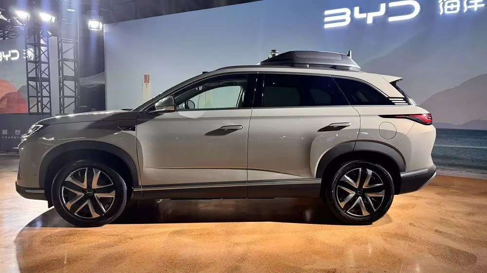 BYD Sealion 07 nếu về Việt Nam sẽ đấu với đấu Hyundai Santa Fe BYD Sealion 07 nếu về Việt Nam sẽ đấu với đấu Hyundai Santa Fe