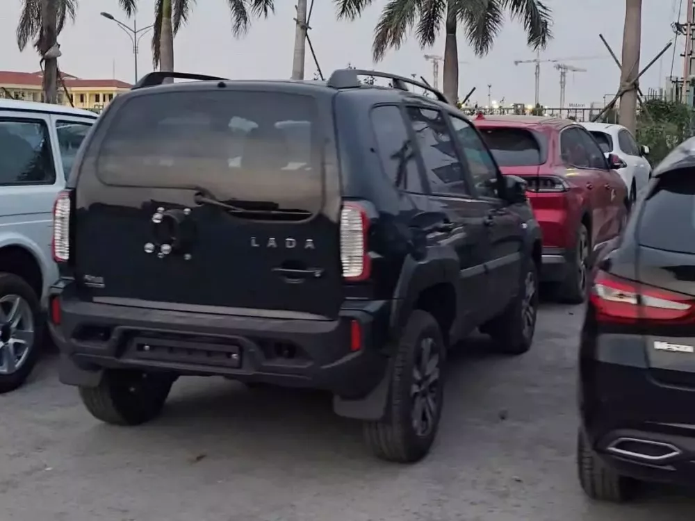 Lada Niva Legend xuất hiện tại Việt Nam Lada Niva Legend xuất hiện tại Việt Nam