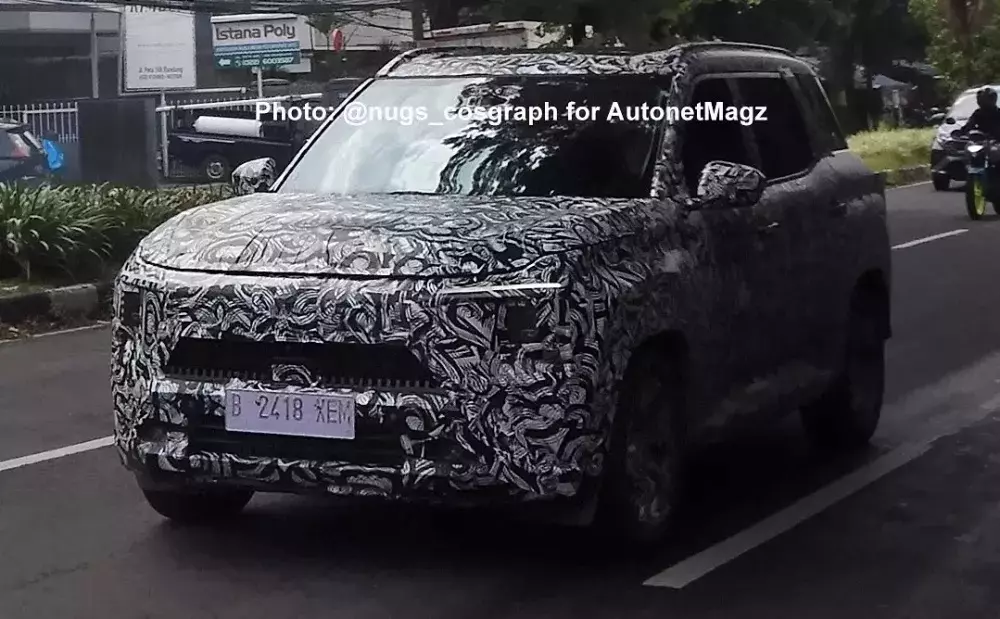 Phiên bản thương mại của Mitsubishi DST Concept chạy thử tại Indonesia vào đầu năm 2025 Phiên bản thương mại của Mitsubishi DST Concept chạy thử tại Indonesia vào đầu năm 2025