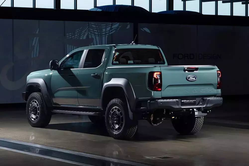 Ford Ranger Super Duty được trang bị động cơ diesel V6 Ford Ranger Super Duty được trang bị động cơ diesel V6