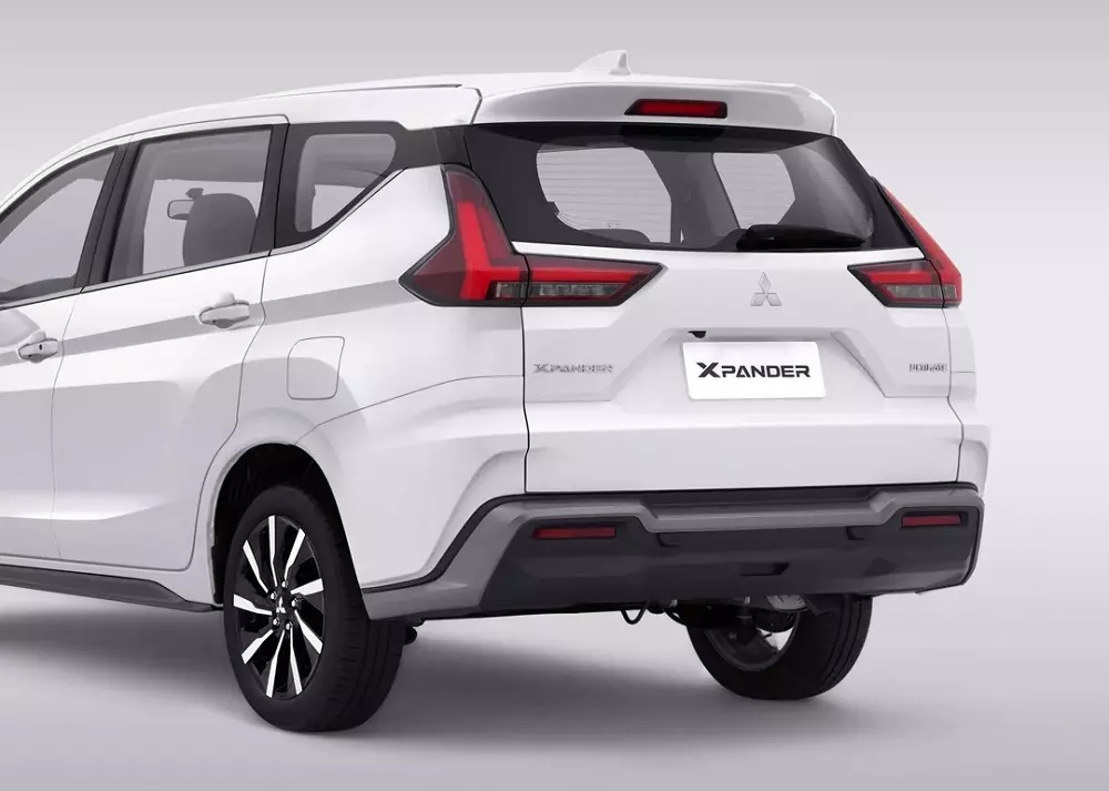 Mitsubishi Xpander 2026 nhìn từ phía sau Mitsubishi Xpander 2026 nhìn từ phía sau