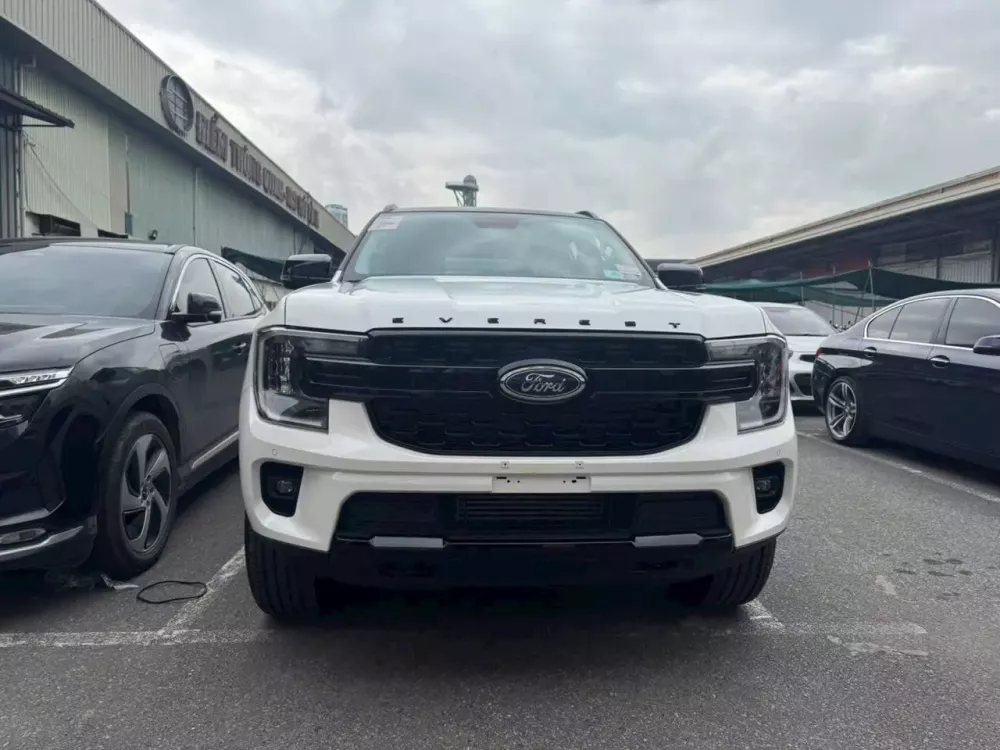 Ford Everest Sport phiên bản đặc biệt có giá từ 1,199 tỷ đồng Ford Everest Sport phiên bản đặc biệt có giá từ 1,199 tỷ đồng