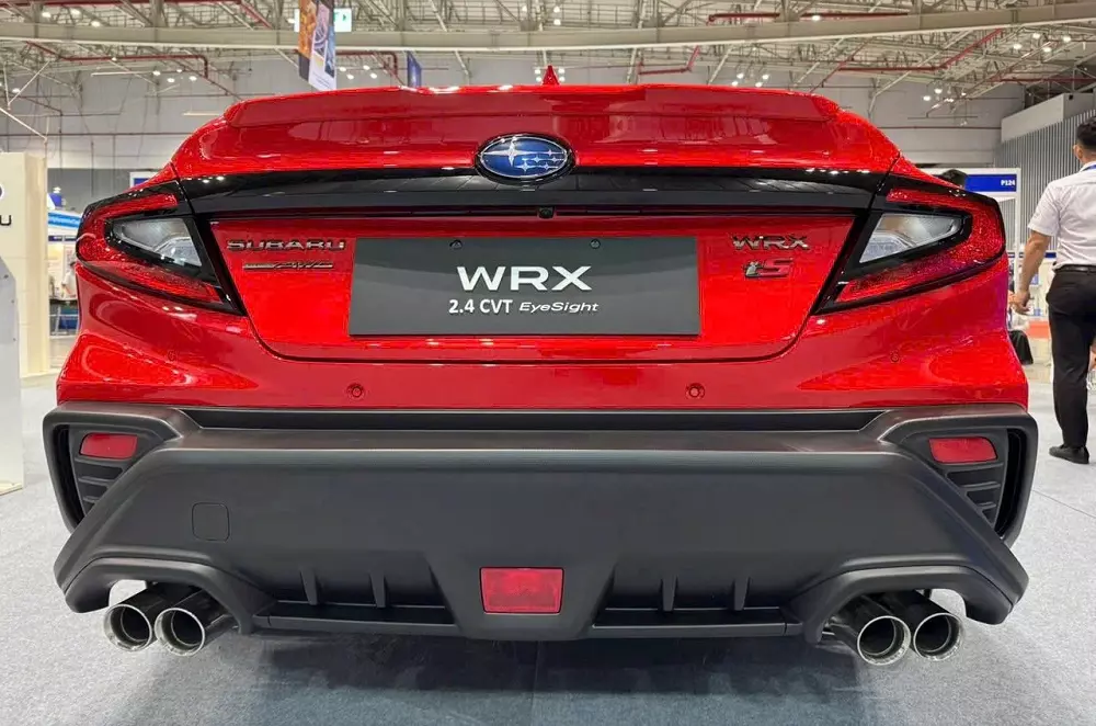 Subaru WRX 2025 được trang bị đèn hậu hình chữ C Subaru WRX 2025 được trang bị đèn hậu hình chữ C