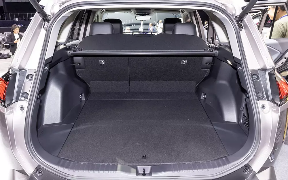Khoang hành lý của Toyota RAV4 2026 Khoang hành lý của Toyota RAV4 2026