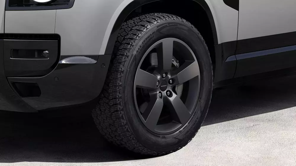 Mâm 22 inch màu xám tùy chọn của Land Rover Defender 2026 Mâm 22 inch màu xám tùy chọn của Land Rover Defender 2026