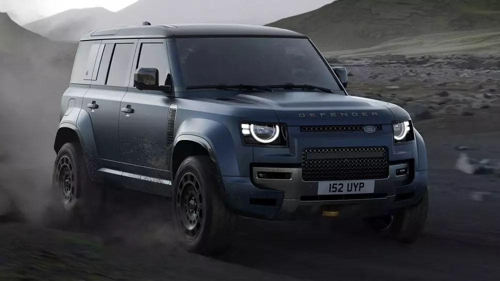 Land Rover Defender 2026 phiên bản OCTA màu xanh mới Land Rover Defender 2026 phiên bản OCTA màu xanh mới