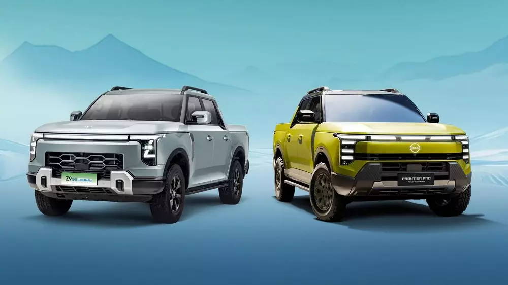 Zhengzhou Nissan Z9 GE PHEV (bên trái) và Frontier Pro (bên phải). Zhengzhou Nissan Z9 GE PHEV (bên trái) và Frontier Pro (bên phải).