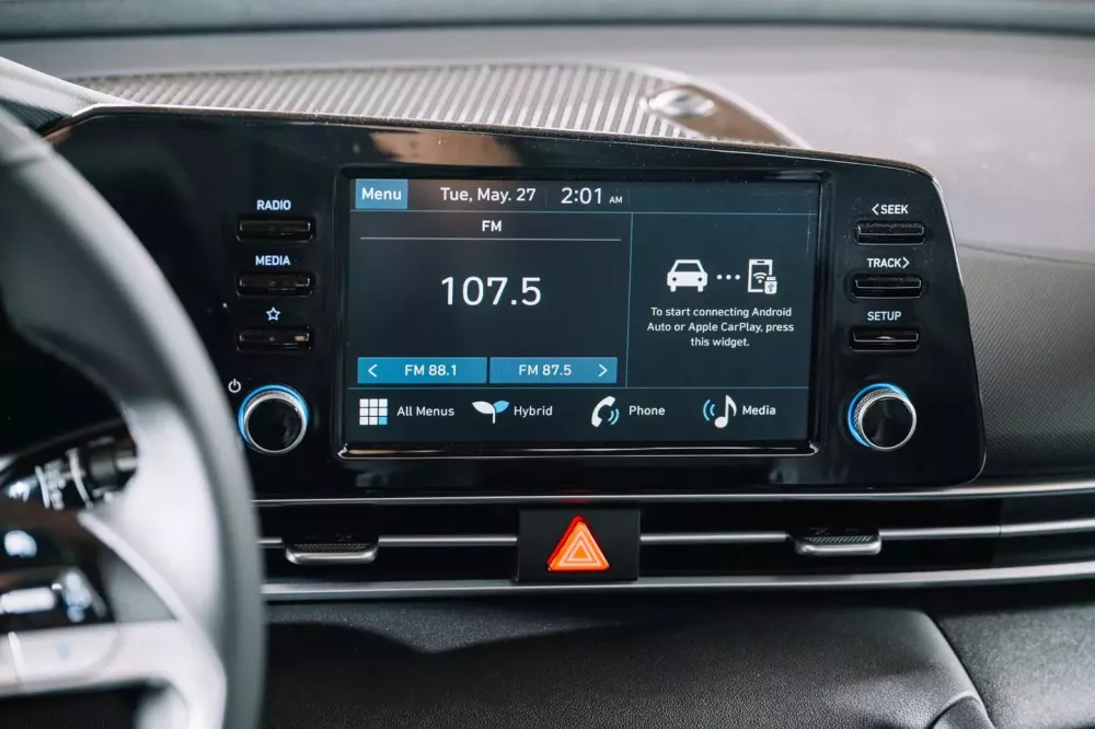 Màn hình cảm ứng trung tâm của Hyundai Elantra 2025 Màn hình cảm ứng trung tâm của Hyundai Elantra 2025