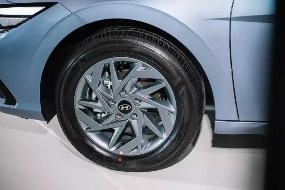 Vành 16 inch của Hyundai Elantra 2025 Vành 16 inch của Hyundai Elantra 2025