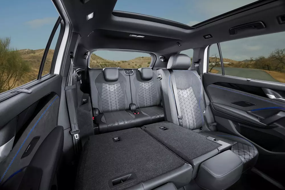 Hàng ghế thứ hai và thứ ba của Volkswagen Tayron Hàng ghế thứ hai và thứ ba của Volkswagen Tayron