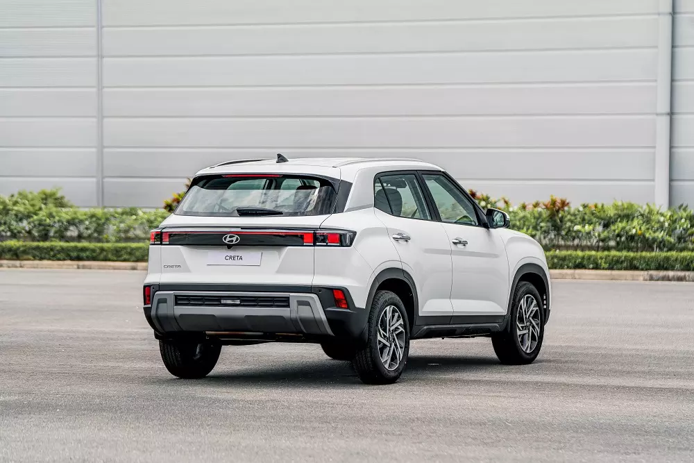Hyundai Creta 2025 nhìn từ phía sau Hyundai Creta 2025 nhìn từ phía sau