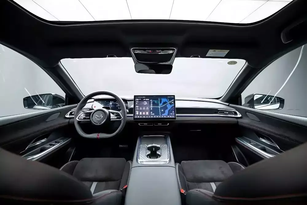 Interior of the Mazda EZ-6 Sports Edition