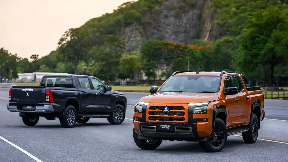 Mitsubishi Triton Mitsubishi Triton
