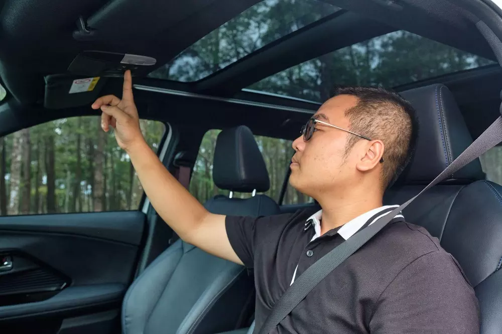 Toyota Hybrid: lựa chọn xe xanh cho nhiều gia đình trẻ Toyota Hybrid: lựa chọn xe xanh cho nhiều gia đình trẻ