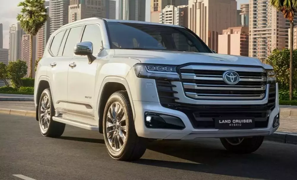 Toyota Land Cruiser Hybrid 2025 chỉ thay đổi nhẹ về thiết kế Toyota Land Cruiser Hybrid 2025 chỉ thay đổi nhẹ về thiết kế