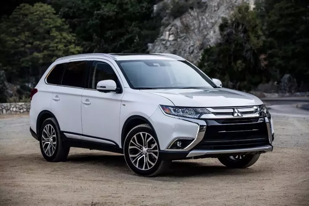Mitsubishi Outlander Mitsubishi Outlander