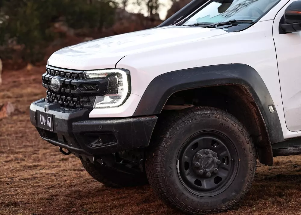 Ford Ranger Super Duty dùng lốp địa hình General Grabber Ford Ranger Super Duty dùng lốp địa hình General Grabber