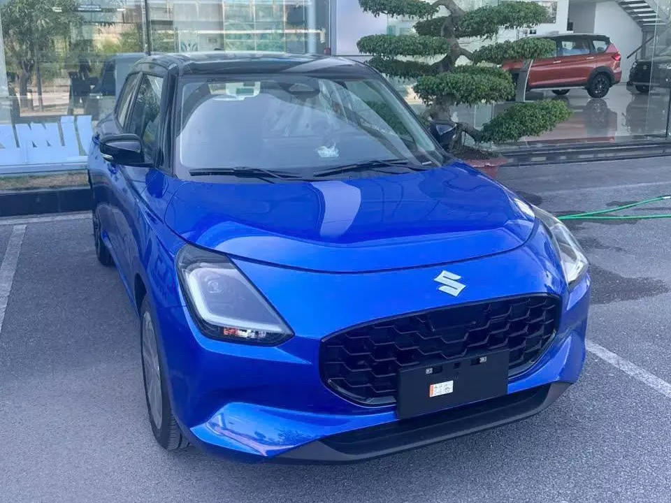 Suzuki Swift thế hệ mới có mặt tại đại lý trước khi ra mắt thị trường Việt vào tuần sau Suzuki Swift thế hệ mới có mặt tại đại lý trước khi ra mắt thị trường Việt vào tuần sau