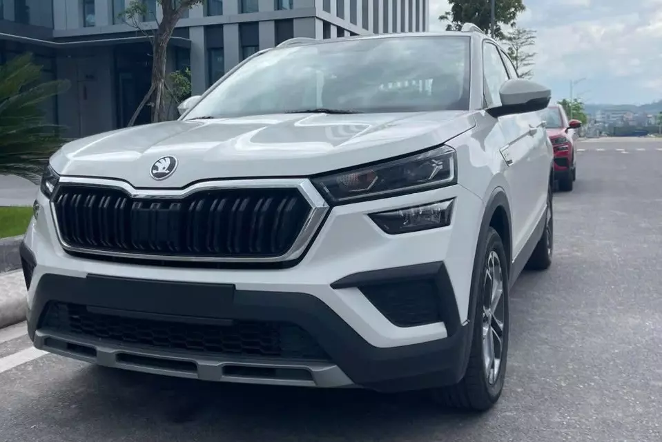 Skoda Kushaq lộ hình ảnh bằng xương, bằng thịt tại Việt Nam trước khi ra mắt trong tháng này Skoda Kushaq lộ hình ảnh bằng xương, bằng thịt tại Việt Nam trước khi ra mắt trong tháng này