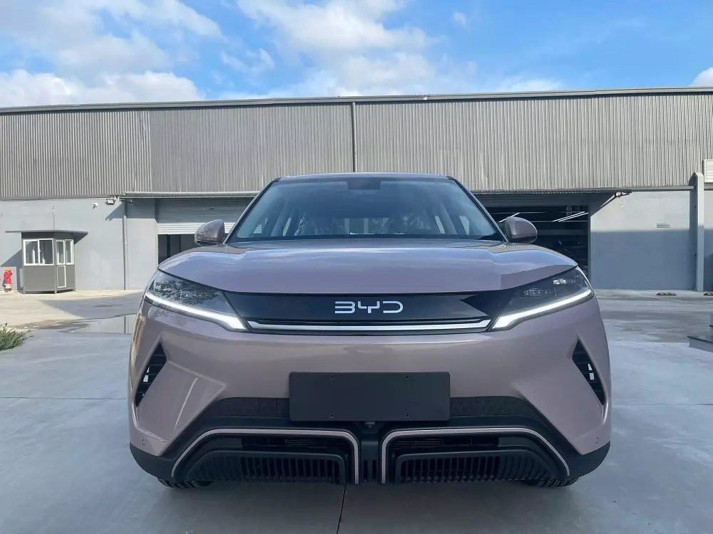 Atto 2 sở hữu nhiều nét thiết kế đặc trưng của thương hiệu BYD Atto 2 sở hữu nhiều nét thiết kế đặc trưng của thương hiệu BYD
