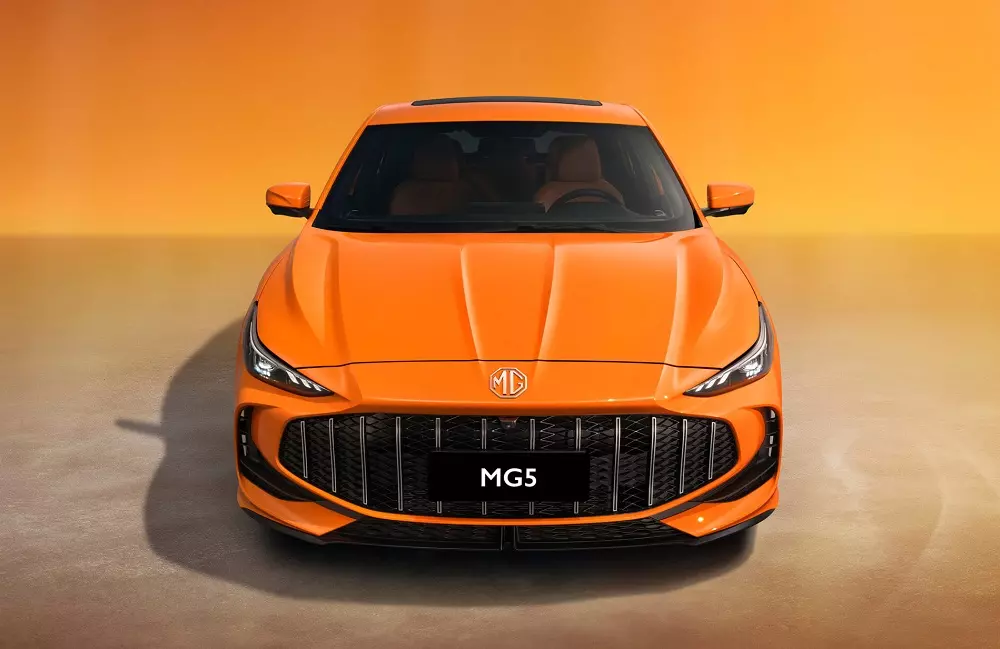 MG5 2026 sở hữu lưới tản nhiệt kiểu thác nước MG5 2026 sở hữu lưới tản nhiệt kiểu thác nước