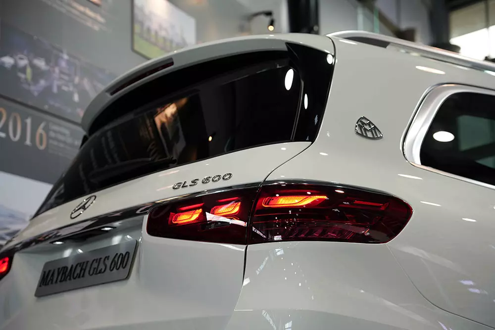 Mercedes-Maybach GLS 600 2025 có thêm đèn hậu mới Mercedes-Maybach GLS 600 2025 có thêm đèn hậu mới