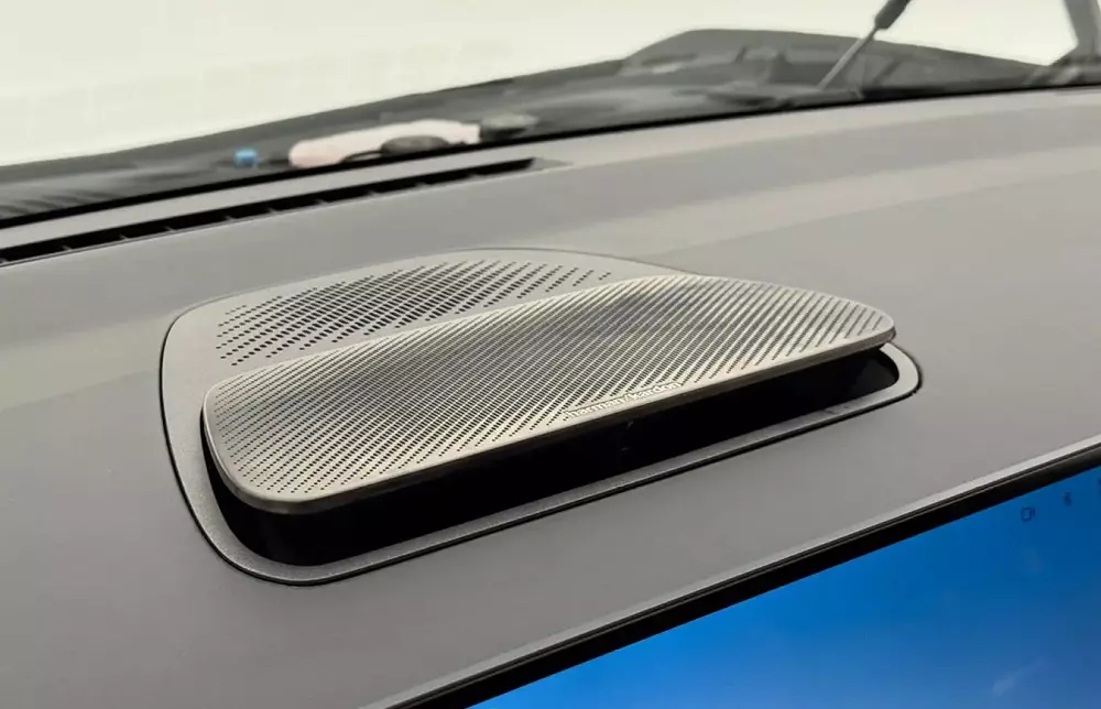 Lynk & Co 10 EM-P sở hữu hệ thống âm thanh Harman Kardon Lynk & Co 10 EM-P sở hữu hệ thống âm thanh Harman Kardon