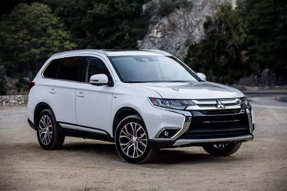 Mitsubishi Outlander Mitsubishi Outlander