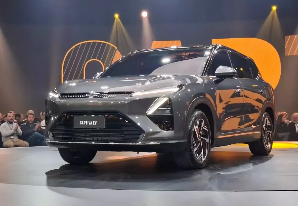 Vén màn Chevrolet Captiva phiên bản chạy hoàn toàn bằng điện Vén màn Chevrolet Captiva phiên bản chạy hoàn toàn bằng điện