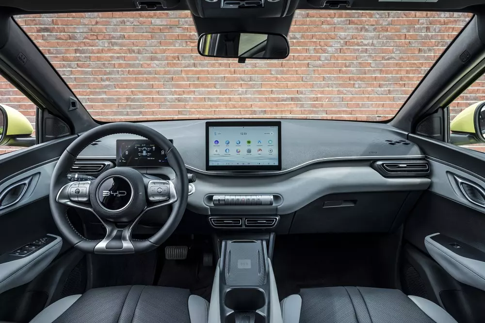 Khoang lái của BYD Seagull với màn hình xoay 90 độ là điểm nhấn Khoang lái của BYD Seagull với màn hình xoay 90 độ là điểm nhấn