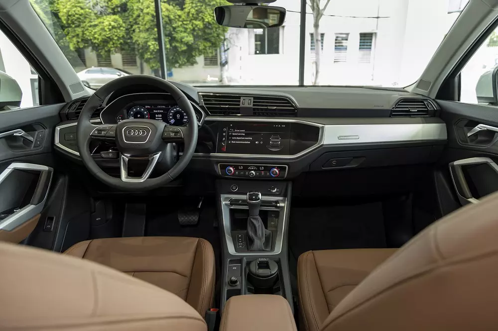 Khoang lái của Audi Q3 Khoang lái của Audi Q3