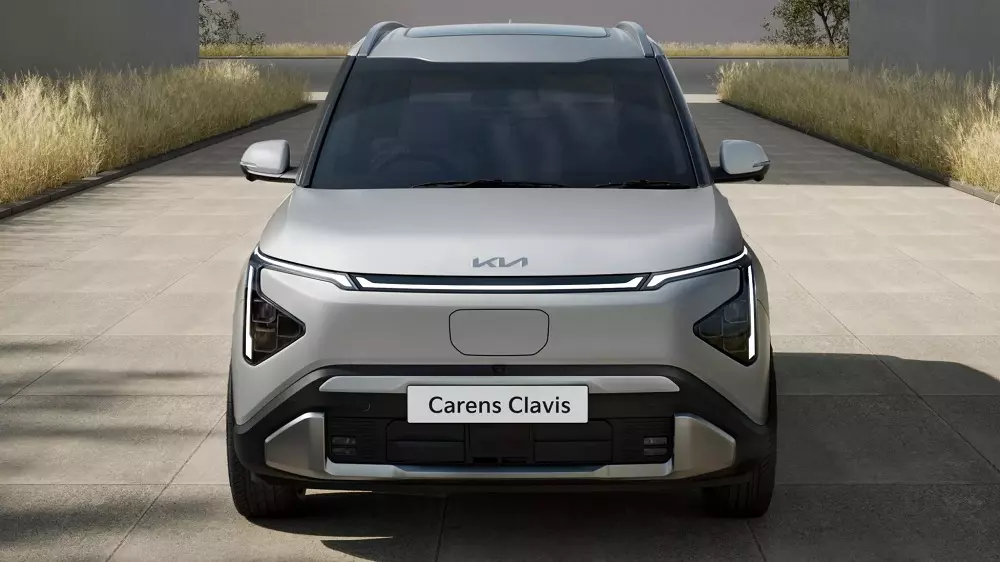 Kia Caren Clavis EV không khác biệt nhiều so với Caren Clavis thông thường Kia Caren Clavis EV không khác biệt nhiều so với Caren Clavis thông thường