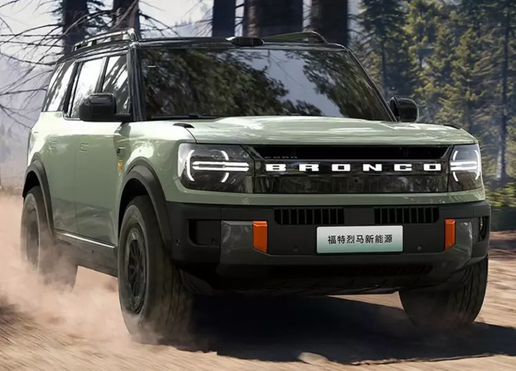 Ford Bronco New Energy khá giống với Bronco máy xăng thông thường. Ford Bronco New Energy khá giống với Bronco máy xăng thông thường.